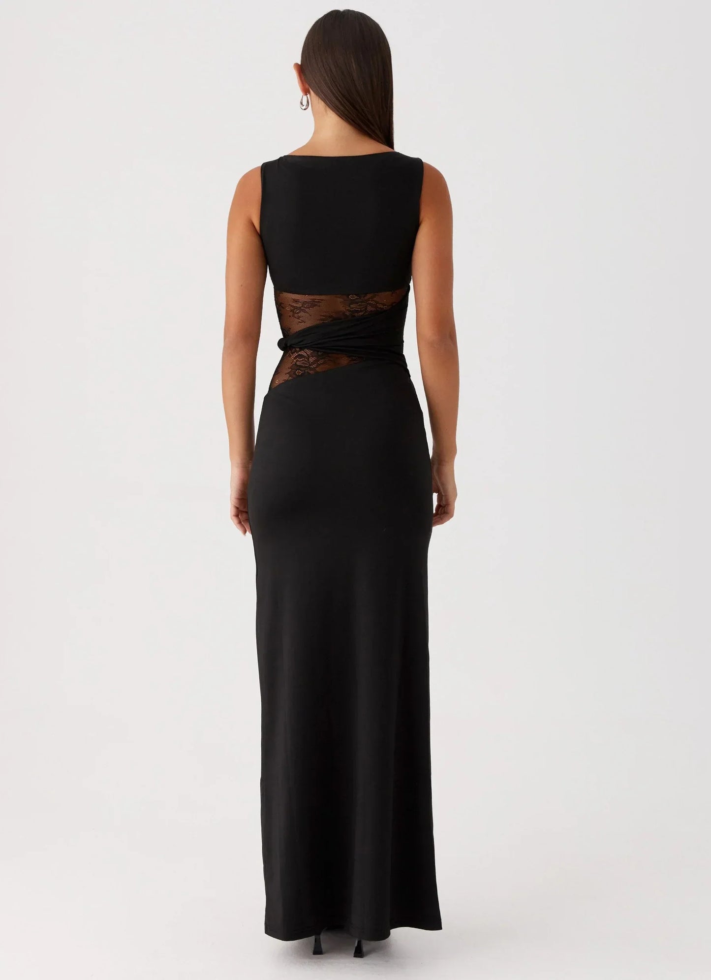 Robe Élégante Sculptante avec Détails Dentelle | “Leni Edition”